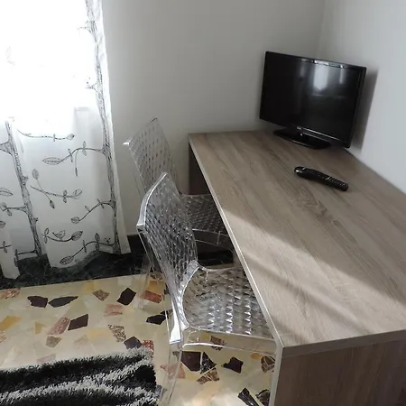 Alojamento de Acomodação e Pequeno-almoço Victoria S Bridge